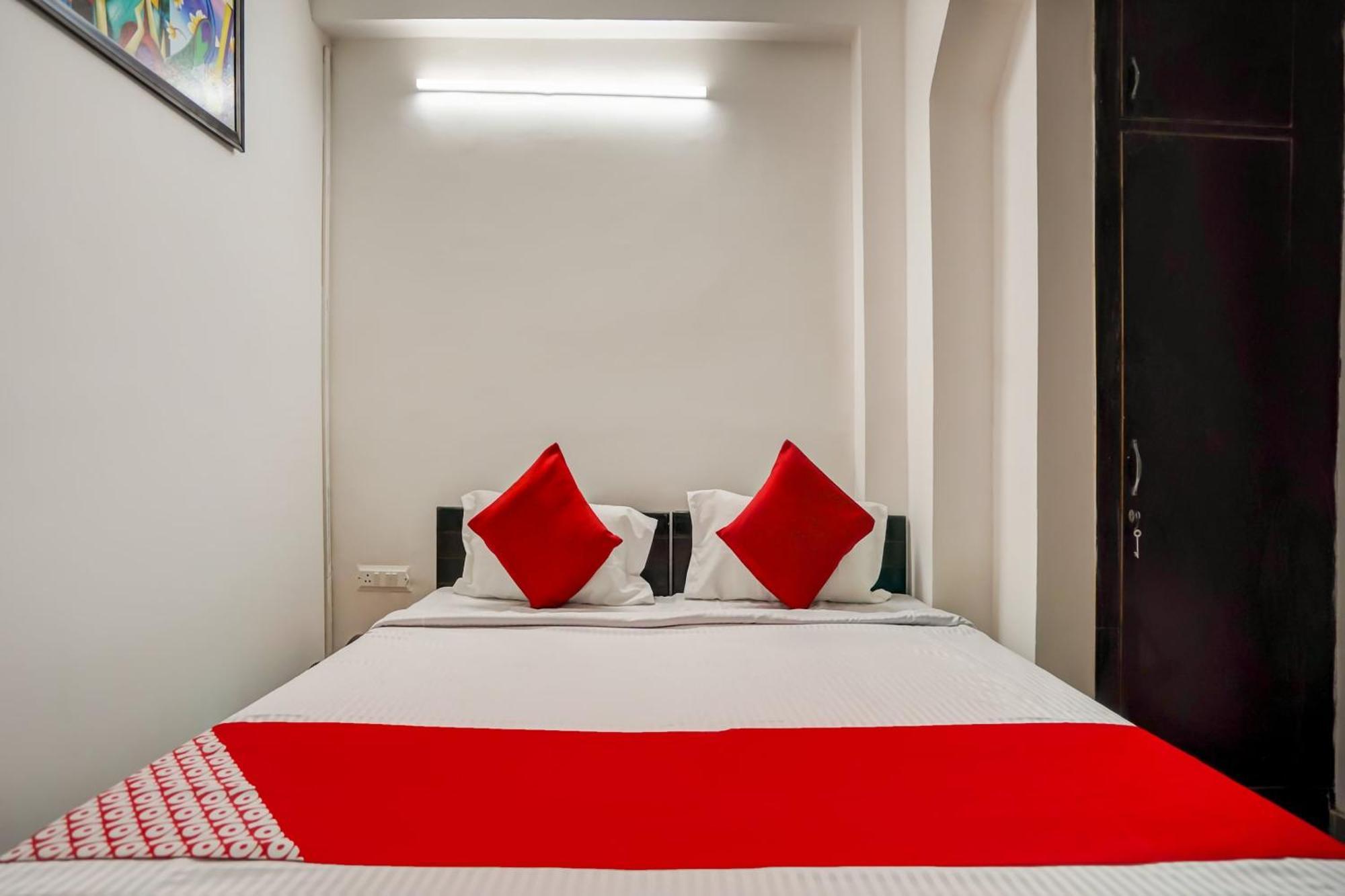 Oyo Flagship 75287 Pubg Residency Hotel New Delhi Exterior photo